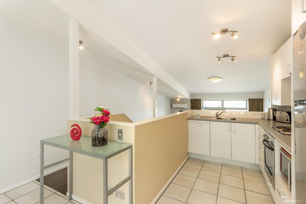 Lake View Greenstone Apartment Two Queenstown Exterior photo